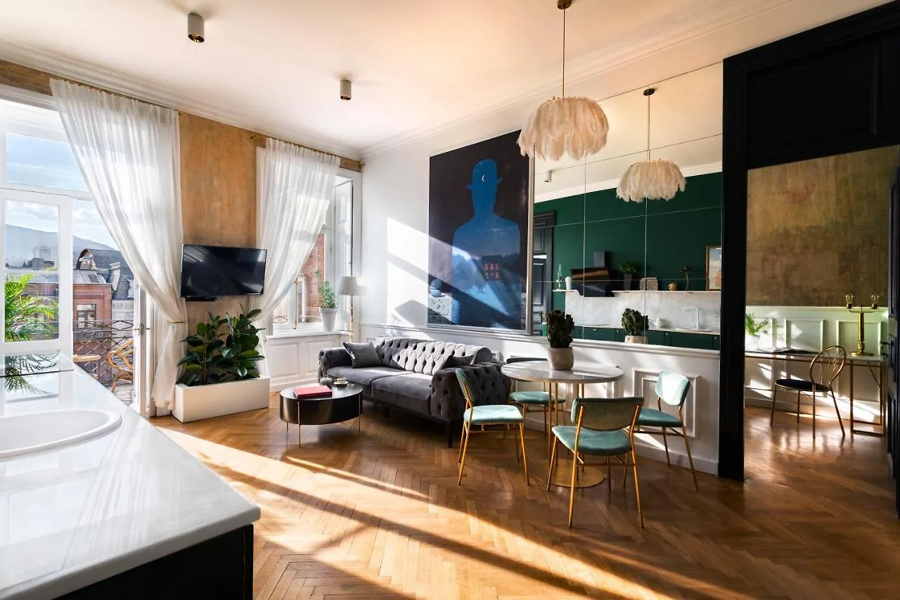 Unfound Door - Design Hotel Tbilisi 4*,