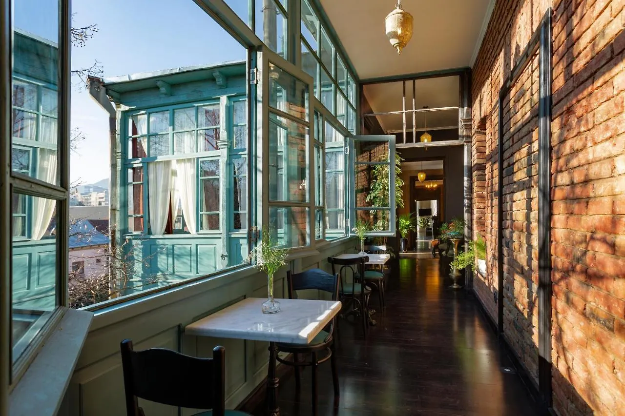 Unfound Door - Design Hotel تبليسي